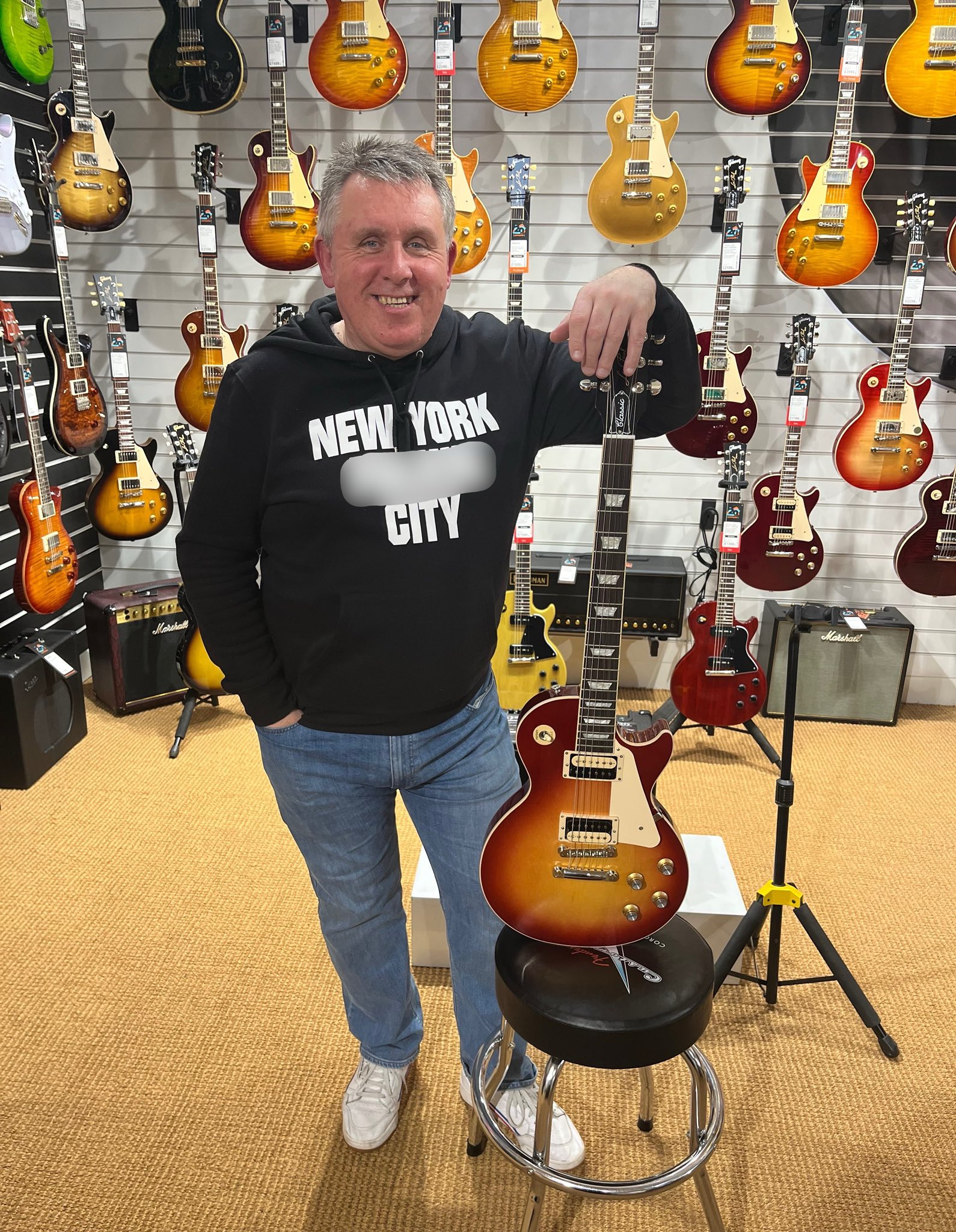 guitarguitar guitarguitaruk X