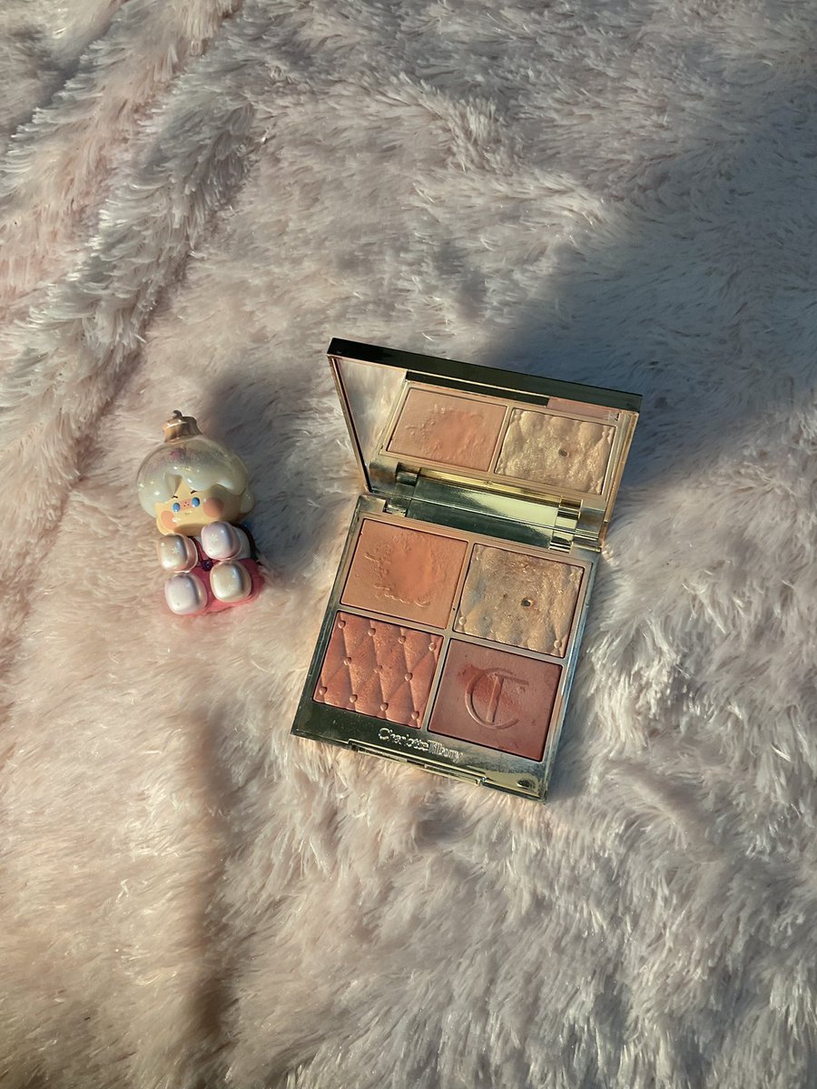 bebbulous's tweet photo. Charlotte tilbury Pillow Talk Beautifying Face Palette ใหม่ กล่องครบ ส่งต่อ 990 ส่งฟรี

#เสื้อผ้ามือสอง #ส่งต่อกระเป๋ามือ2 #โล๊ะตู้เสื้อผ้า #ส่งต่อเสื้อผ้า  #ส่งต่อสกินแคร์ #ส่งต่อสกินแคร์มือสอง #ส่งต่อสกินแคร์มือ2 #ส่งต่อเครื่องสําอางมือสอง #ส่งต่อคสองมือ2 https://t.co/BYsR46M91A
