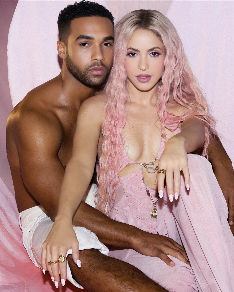 Plus qu’une coupe, une identité…
<a href="/shakira/">Shakira</a> <a href="/ItsLucien/">Lucien Leon Laviscount</a>