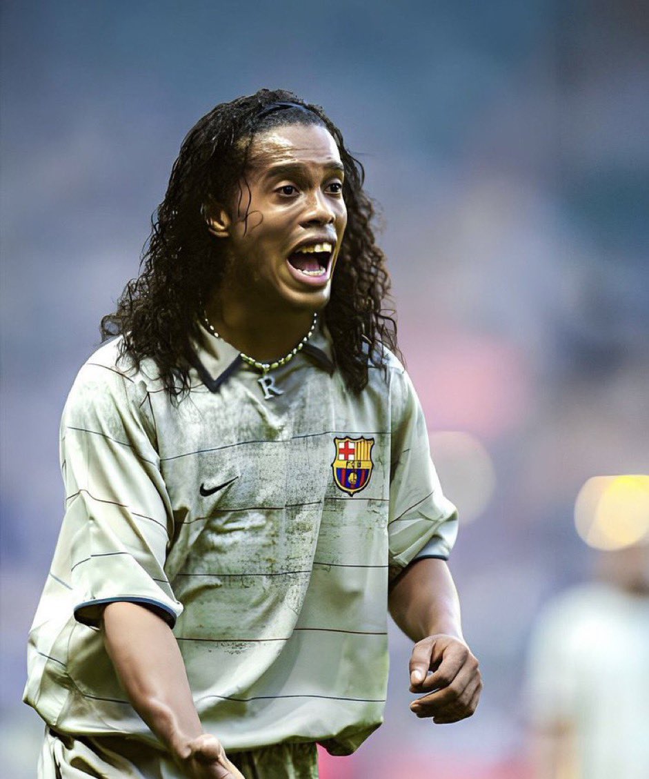 2006Cule's tweet image. 誕生日おめでとう！R10🧙🇧🇷