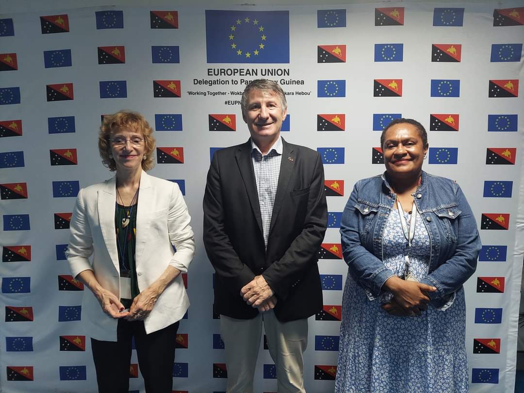 🇪🇺 EU Ambassador Jacques Fradin and UN Human Rights Office Regional Rep Heike Alefsen discussed collaborative efforts to address human rights in PNG. @EUinPNG @OHCHR_Pacific