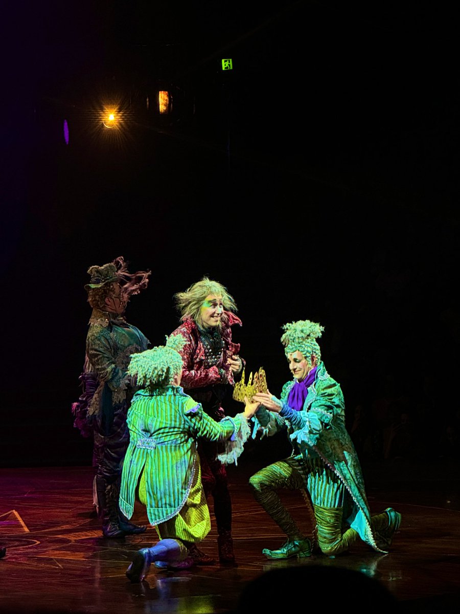 Noche de estreno#SinPrisa con <a href="/Cirque/">Cirque du Soleil</a> du Soleil y #MomentosAlhambra