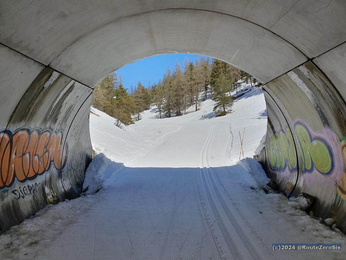 routezerosix's tweet photo. A la question "Qui connait ce passage dans les Alpes-Maritimes ?", la réponse était "Le passage sous la route de Valberg, de la piste de ski de fond du domaine nordique de Beuil-Les Launes"

#Beuil #LesLaunes #Valberg #AlpesMaritimes #CotedAzurFrance #skinordique #nordicskiing https://t.co/UsddDCvA8f