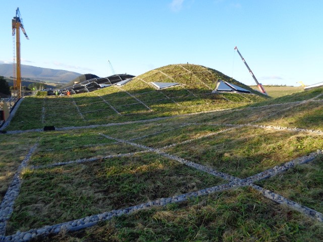 Our ON-DEMAND CPD explores how designers are using roofing systems to create exceptional green roofs. Dive into our CPD presentation focused on the impact of modern building envelopes on public buildings. ow.ly/Pq9Q50QU5Kb
#Architects #Waterproofing #Greenroofs #EPDM