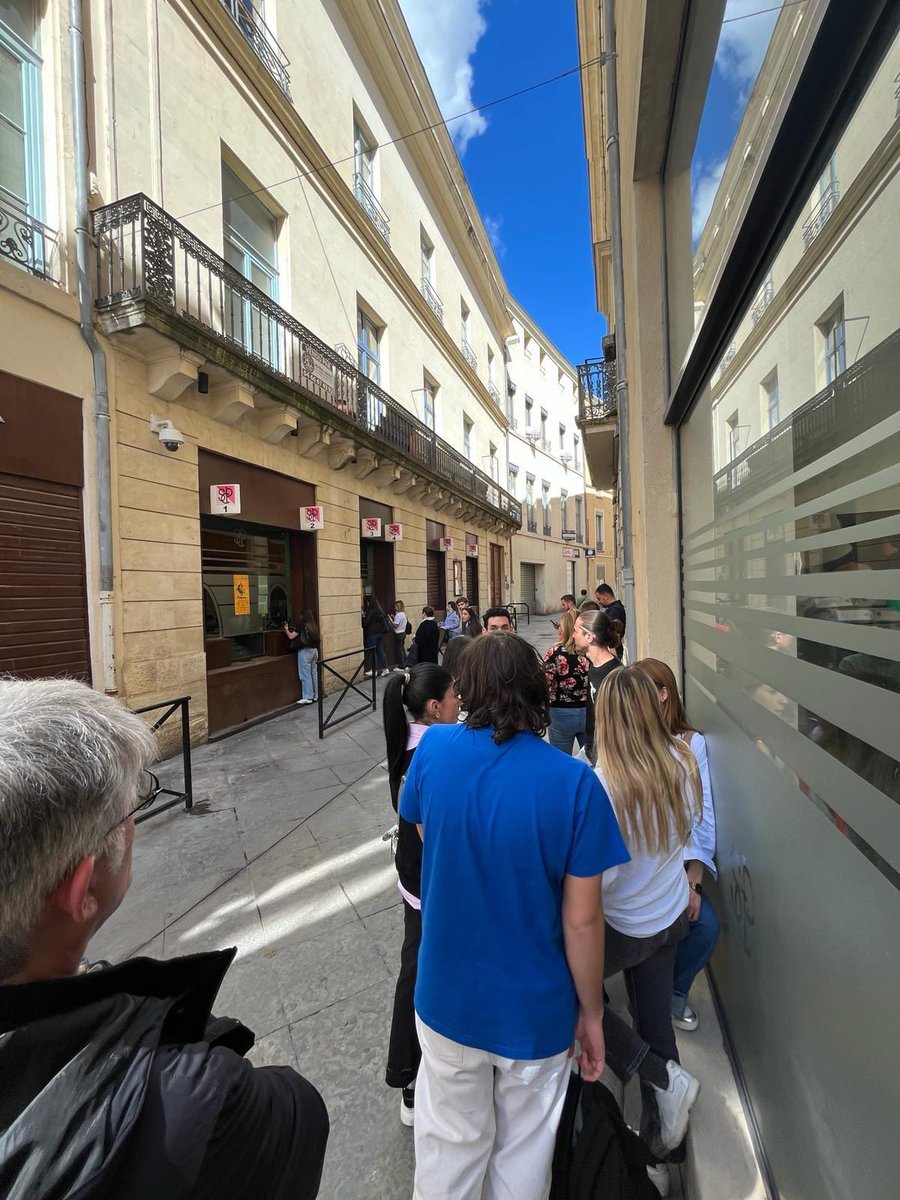 ArenesNimes_SCP's tweet photo. ¡ NO HAY BILLETES pour les Tendido Jeunes en 24h !

Nous sommes fiers d'annoncer le premier "No Hay Billetes" de la saison puisque la totalité des abonnements Tendido Jeunes ont trouvé preneur ! #Nîmes #JeunesseTaurine #Ouiàlacorrida https://t.co/06EYrWhyBu