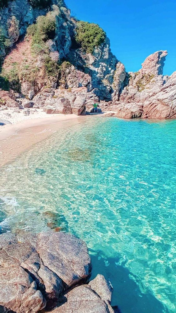 Buongiorno al #21Marzo con un’altra storia: "Sono Pugliese, penso che la #Calabria sia tutta da scoprire, i paesaggi cambiano a seconda di dove ti sposti e sono tutti bellissimi. Amo la Calabria e grazie alla vs guida, scopro dei posti fantastici. Grazie"!

📸 Marinella Zambrone