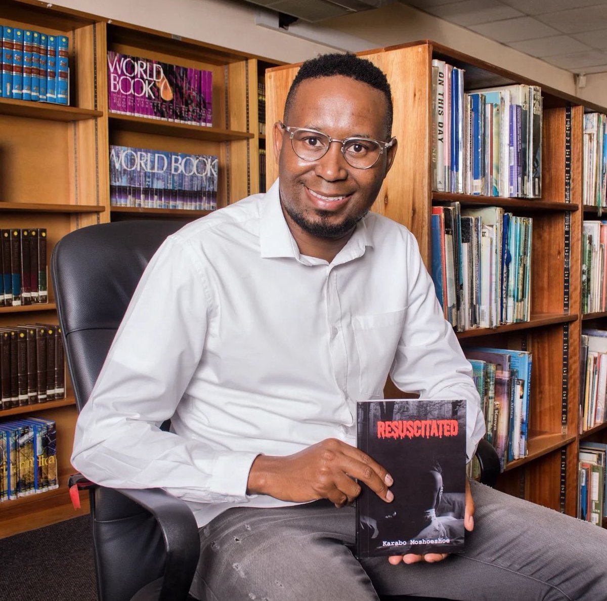 Krabbles_ZA's tweet photo. I’ve written two Fictional Novels
1. Resuscitated
2. Sir, you are not married
They are both available at The Book Hub. R250 a copy
https://t.co/VVxObJonM1 https://t.co/jGBiXGV2FA