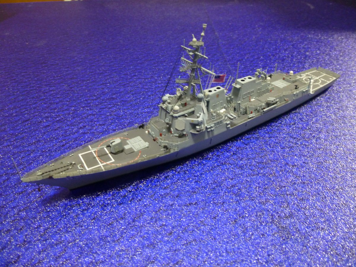 やっと完成です！。1/700  ミサイル駆逐艦マスティン（DDG89）。
#艦船模型   #USSMustin　＃DRAGON