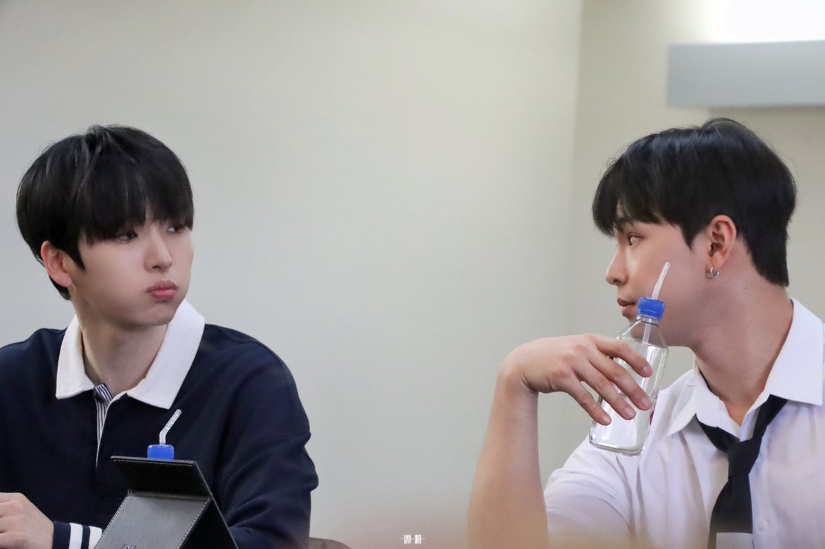 240319
Oakland Fansign
‘😕’ ‘🫤’

#ONEUS #원어스 
#서호 #SEOHO
#LEEDO #이도