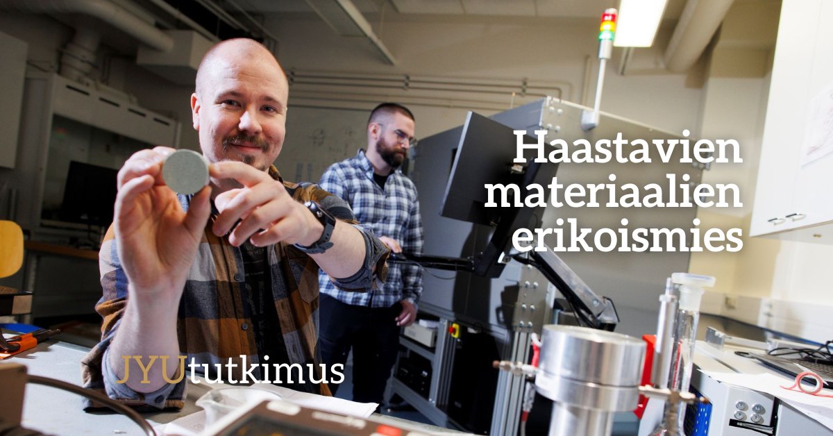 jyuscience's tweet photo. Mitä haastavampi tai monimutkaisempi materiaali on tutkittavana, sitä varmemmin Joni Tanttu syttyy aiheesta 🔥 Fyysikon työvälineenä on röntgentomografia. Miten bentoniitti suojaa ydinjätekapselia syvällä kalliossa?
➡️ https://t.co/PX4EXCPVaa
#JYUnique #jyuscience #Tiedonportti https://t.co/0xeFzrMC4P