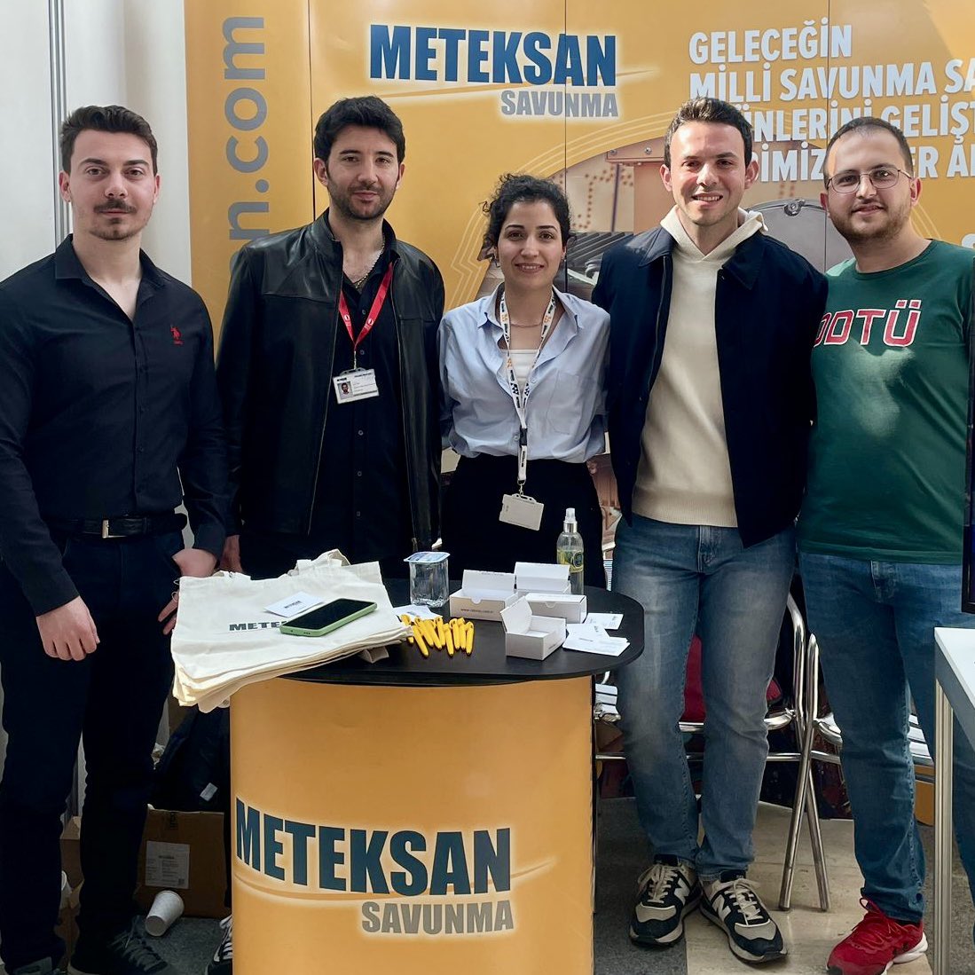 Meteksan Savunma olarak çalışma arkadaşlarımız ile birlikte Bilkent Üniversitesi, Hacettepe Üniversitesi ve Orta Doğu Teknik Üniversitesi Kariyer Fuarlarında genç yetenekler ile bir araya geldik. Şirketimize ilgi gösteren tüm öğrencilere teşekkür eder, sektörümüzün potansiyel