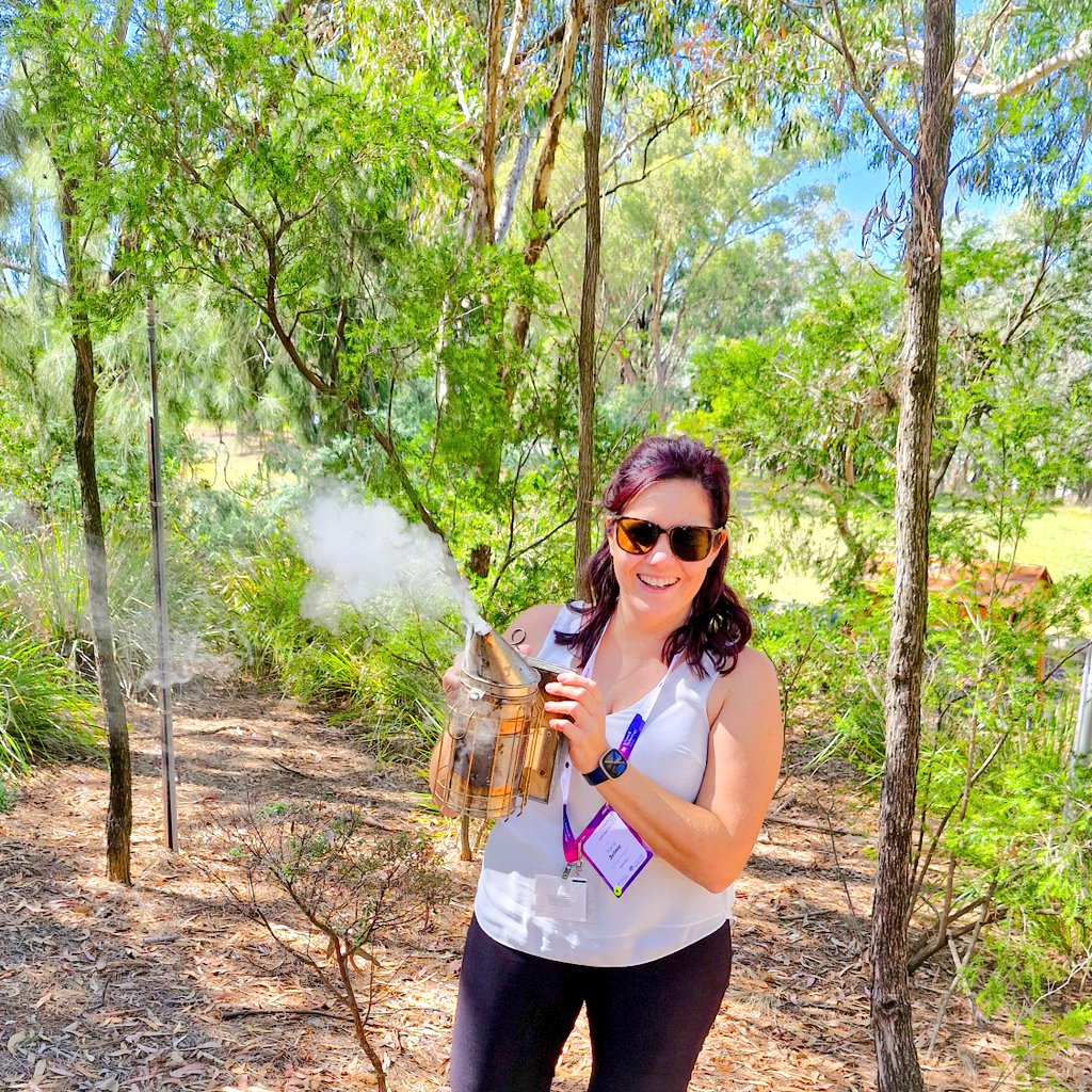 Day 2 of #SMP2024! Today, we learned about what science means to our MPs, the roles of our government departments in policy making, tips for attracting media attention, improving cultural capability in STEM & so much more! I also checked out the Parliament House bee hives!!!