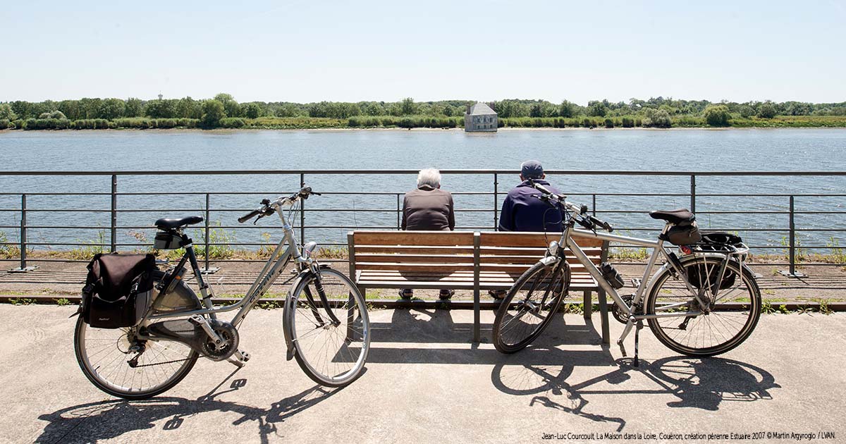 À la croisée de 2 tubes du voyage à vélo — La Vélodyssée (EuroVélo 1) et La Loire à Vélo (EuroVélo 6) — #Nantes, sa métropole, son vignoble et l’estuaire sont plus que jamais en roues libres 👉 bit.ly/velo_Nantes #Nantesavelo #velo #cyclotourisme #laloireavelo #lavelodyssee