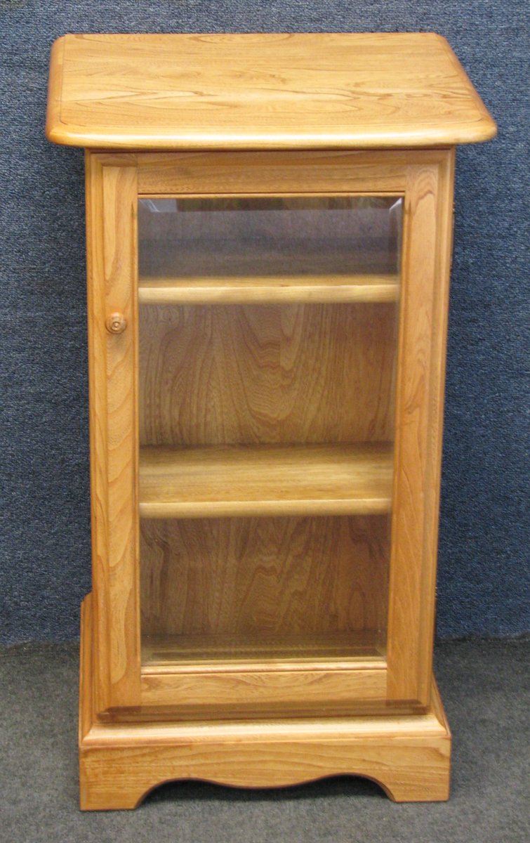 Available to buy now for £295, this lovely Ercol Solid Elm Glazed CD Entertainment Cabinet In Light Finish.

ebay.co.uk/itm/3868739400…

#Ercol #ErcolCabinet #ErcolCDCabinet #ErcolEntertainmentCabinet #SolidElm #LightFinish #ErcolMediaCabinet #ErcolUnit #Ercolini #AirportAntiques