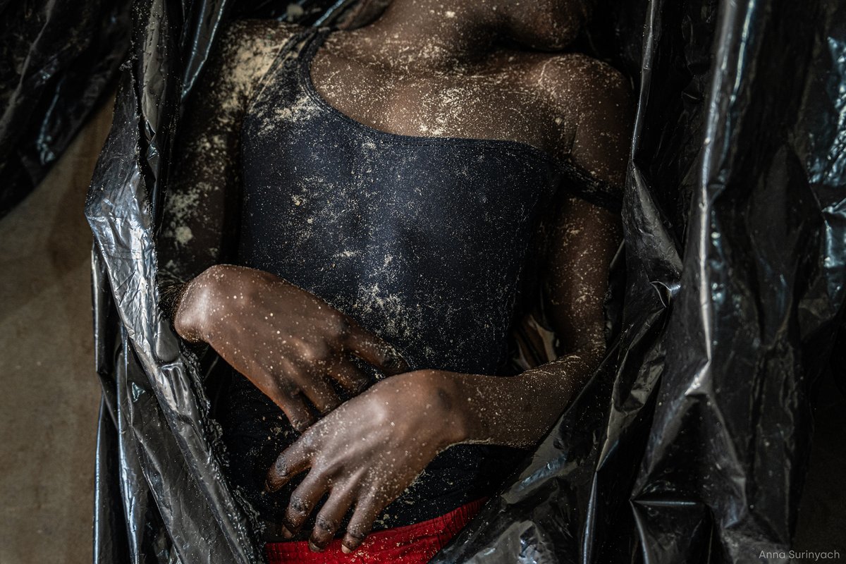 👥 <a href="/Izcue/">Maribel Izcue</a> y <a href="/surianna/">Anna Surinyach</a> viajaron a Senegal para reportear sobre el naufragio de una barca con 300 personas que tuvo lugar el 28 de febrero.   

📰 Hoy, cuando la noticia ya ha quedado enterrada en el olvido, publicamos el resultado de esa investigación.   

HILO 🧵