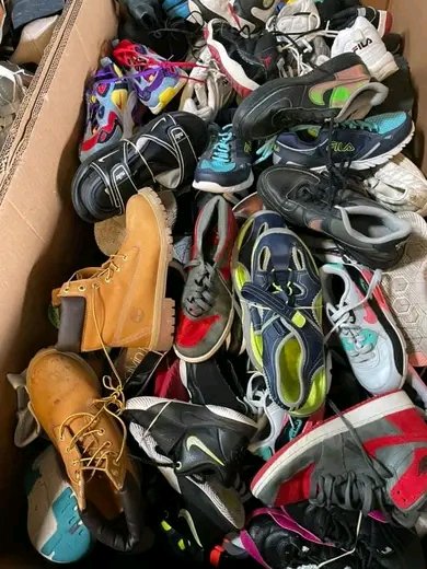 KalibabaCloth's tweet photo. Our shoe bales have arrived 🔥🔥🔥 https://t.co/XVF90V5AtP