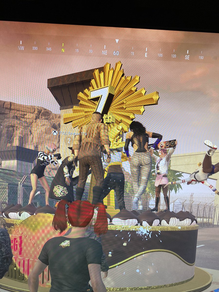 Gotta hit with those cupcakes #PUBG  #anniversary versery be like 🤗