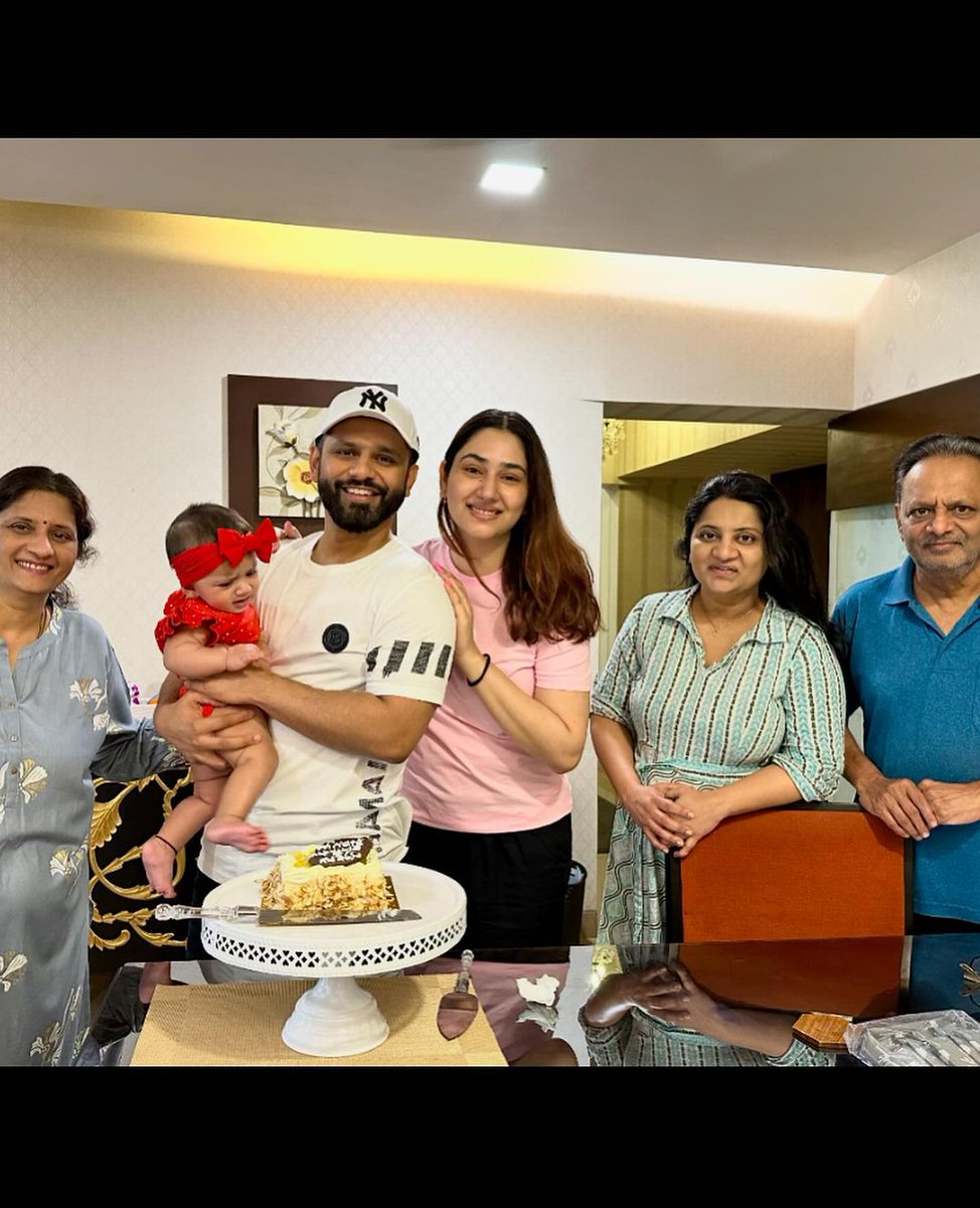 #RahulVaidya and #DishaParmar celebrate the 6 month birthday of their baby #Navya #MovieTalkies