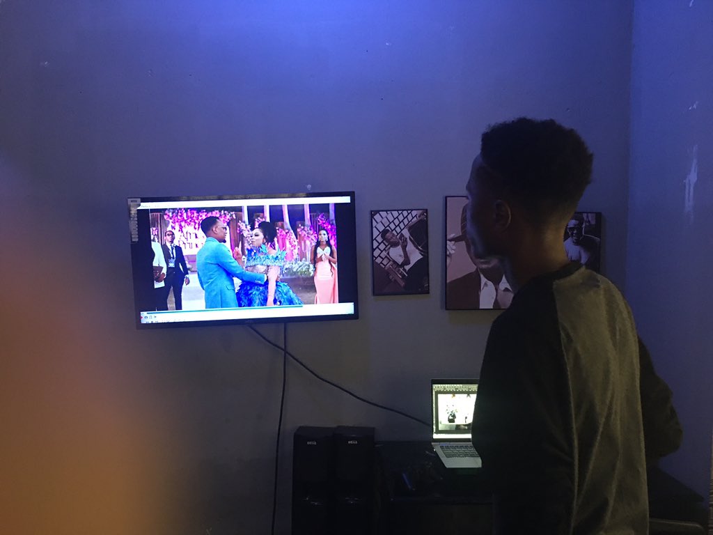 kendrickmsodok1's tweet photo. Hakuna ujinga hatari kama kuogopa kuonekana mjinga..
#LifeOfDesigner https://t.co/lqvvqOdYa5