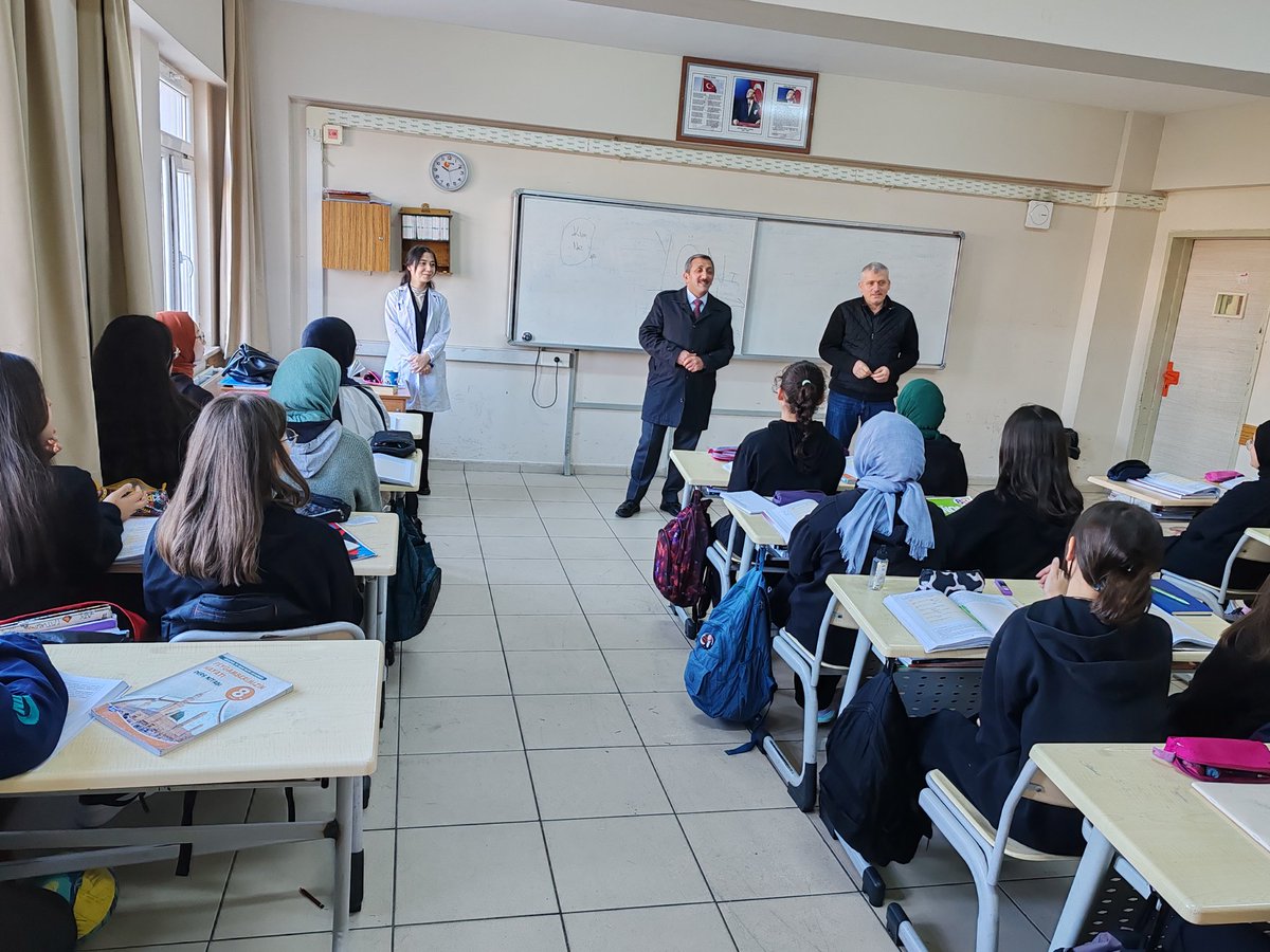 İlçe Milli Eğitim Müdürümüz Sayın Hüseyin Erdoğan, okulumuzu ziyaret ettiler. YKS ve LGS öncesi öğrencilerimizle buluşarak onları motive ettiler. Bu ziyaret için kendilerine teşekkür ediyoruz.
<a href="/hete61/">Hüseyin ERDOĞAN</a> <a href="/CorluMem/">Çorlu Milli Eğitim Müdürlüğü</a>