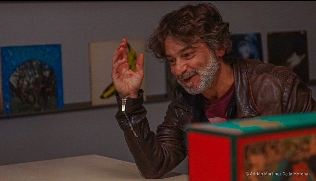 "Si no hubiese escuchado y versionado a Kiko Veneno no habría hecho algunas canciones como ‘Día de Feria’ ”. Los ídolos protagonizan esta charla de <a href="/Jorgeod6/">Jorge Ocaña</a> e Iván González con <a href="/quique_gonzalez/">Quique González</a> en <a href="/freerockin/">Free Rockin'</a> en la recta final de su gira 25 aniversario ⬇️
revistafreerockin.com/quique-gonzale…