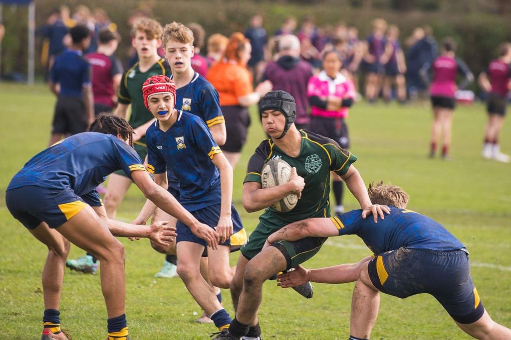 Some thrilling rugby played by our U16 side @RPNS7s, captured by Cristina Ferdinando. This strong side was mostly made up of U15 boys playing up a year! @gordonsrugby @GordonsPEDept #bleedgreen