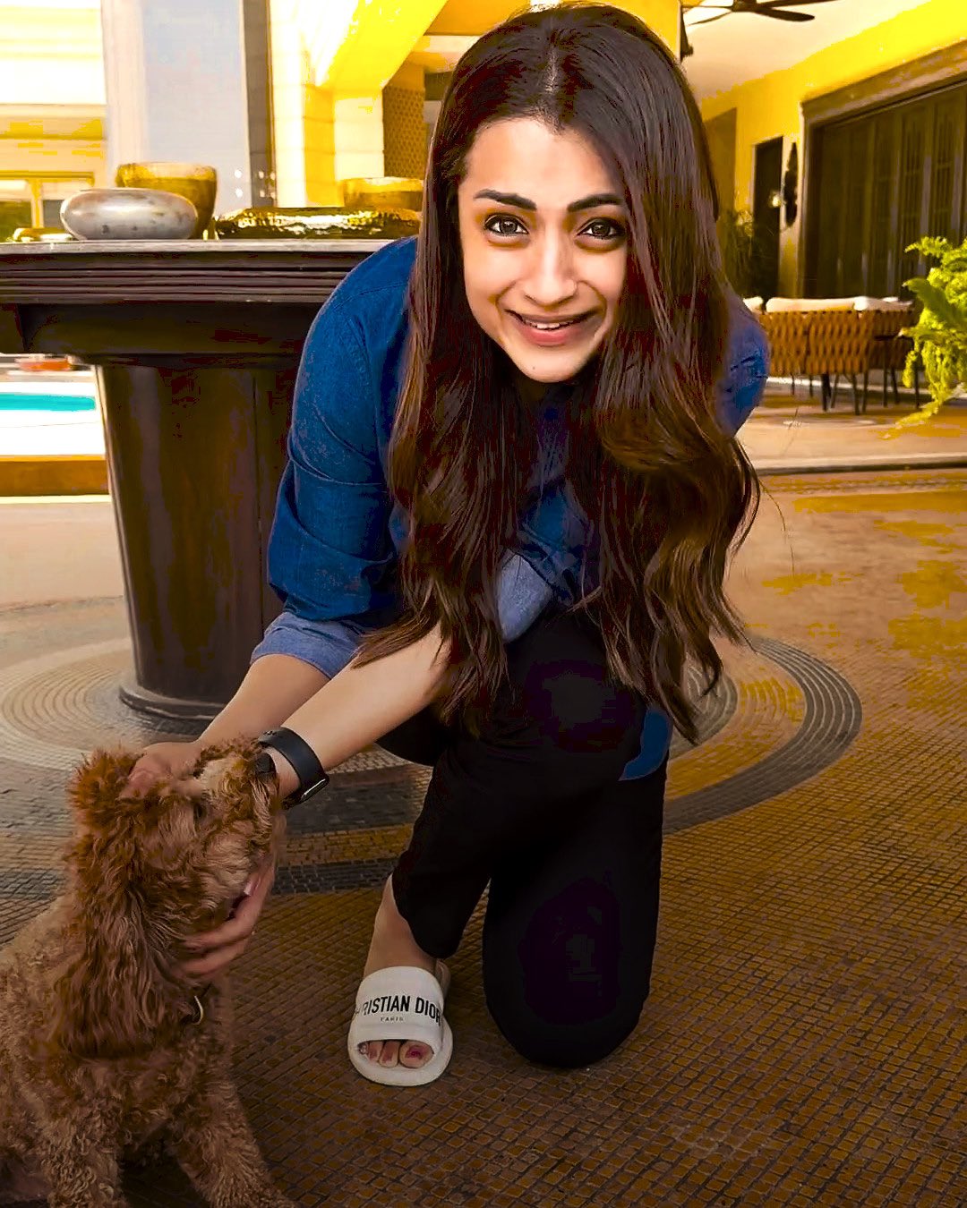 GJLhqLRWYAAqHKW?format=jpg&name=large