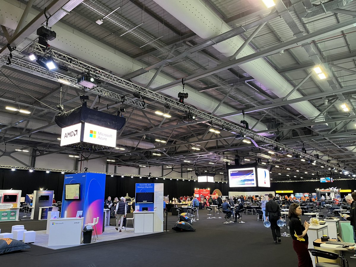 sqlarticles's tweet image. Ready for todays #sqlbits event?
It’s all ready for you to enjoy your tech ride