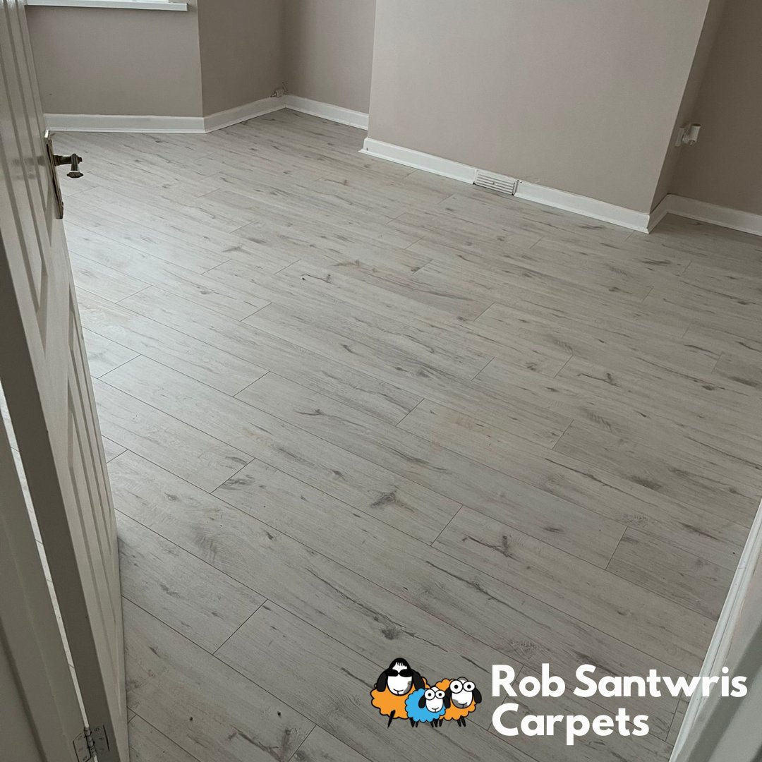 This transformation makes the room feel lighter, brighter and larger 😍 Looking for a similar result? 👀 Free measure quote and GRIPPER! 💪 📲01633 253724 🌐robsantwriscarpets.co.uk #RobSantwrisCarpets #FreeGripper #Transformation #Flooring #NewProject