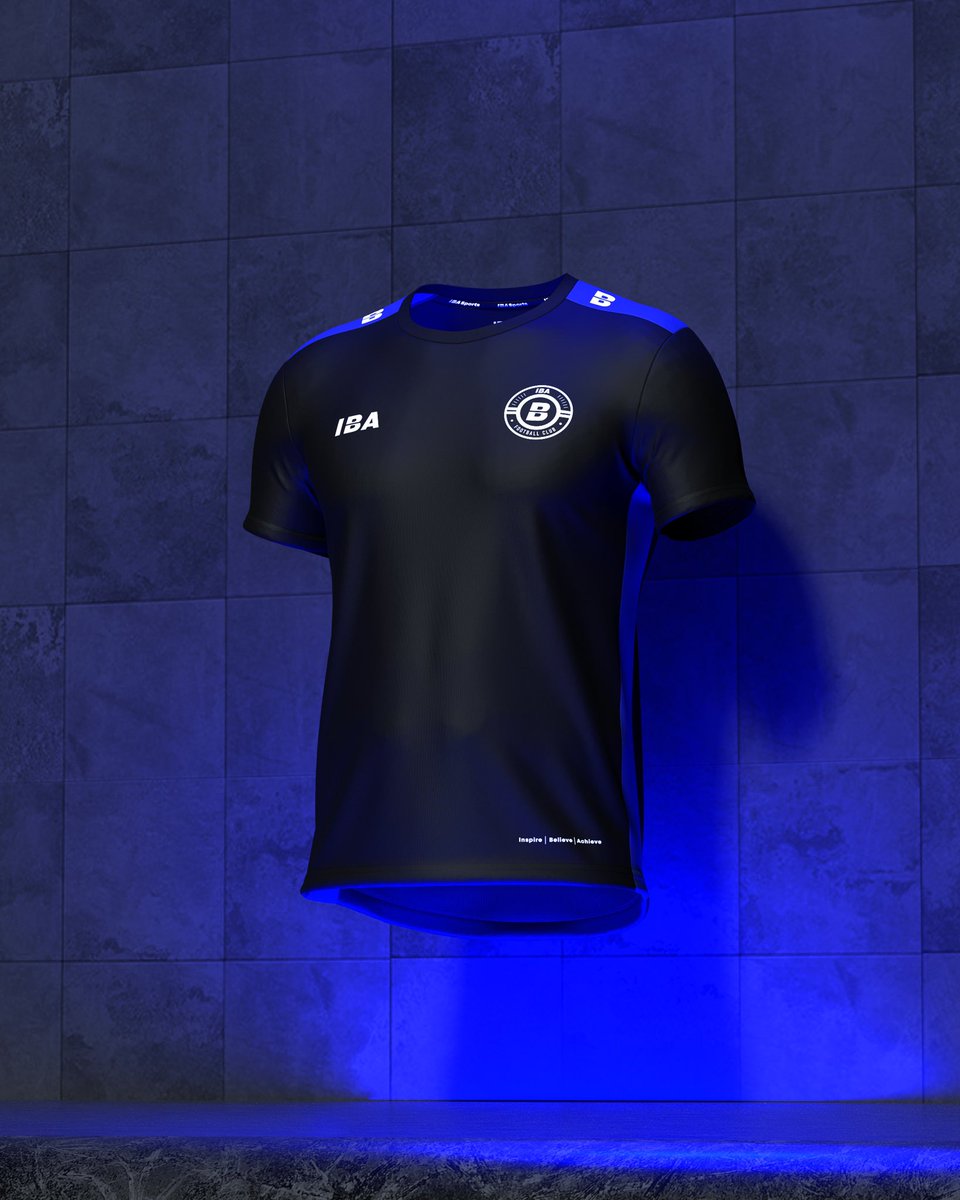 IbaSportsUK's tweet photo. The IBA “Performance” ⚽️ Training Shirt in Black/Blue - designed with training in mind. Mesh shoulder &amp; full body side panels helping with the reduction of sweat. 
Made from material that brings the perfect fit enhancing comfort &amp; freedom to play &amp; inspire on the pitch. ⚫️🔵⚫️🔵 https://t.co/Ikbna59Ygs