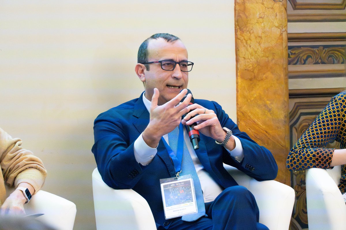 Il Direttore Generale di AGID, @IngNobile, è stato ospite dell'evento promosso da ForumPA in cui si è discusso delle sfide e delle opportunità dell’Intelligenza Artificiale nella PA. #IA #Trasformazionedigitale #Pubblicaamministrazione