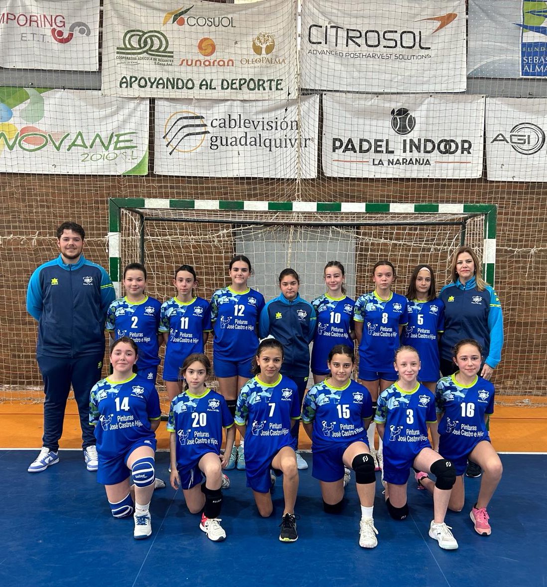 Finalizada tambien la temporada para nuestro alevin femenino #Pinturasjosecastroehijos 
terminan en un meritorio 5️⃣ puesto.

Primer año de competición para todas ellas, que acaban de empezar su trayectoria en este maravilloso deporte 🤾🏼‍♀️ 

¡La proxima tenporada más y mejor! 🤜🤛