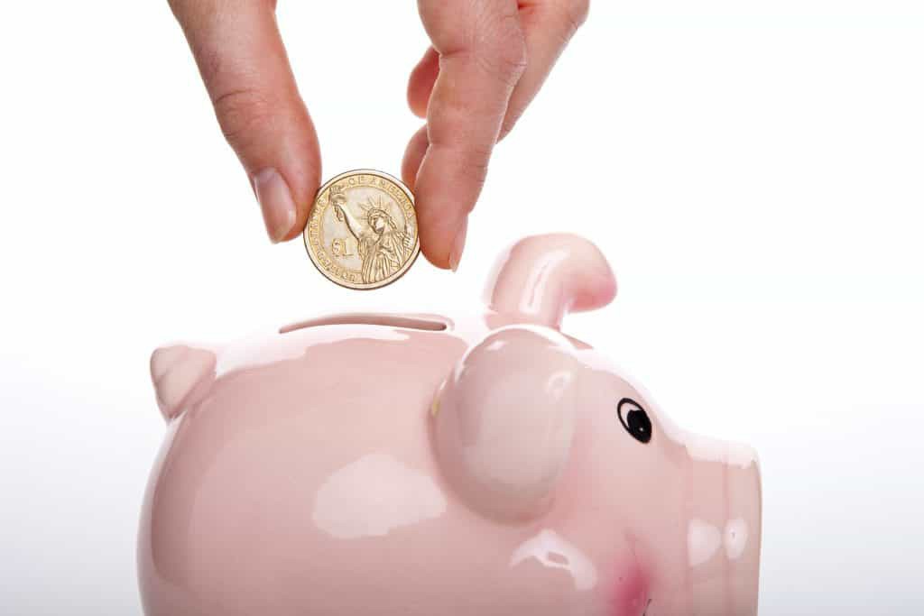 FinHappy365's tweet image. There’s never a bad time to start working on improving your financial situation.

Read more 👉 lttr.ai/AQXg8

#SimpleSteps #Financiallyhappy #Financialplanning #Workfreedom