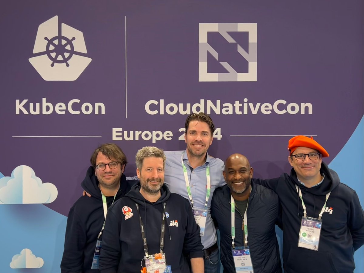 What an opportunity to have @kelseyhightower in even 2(!) of our #LiveReports here at #KubeConEU🇫🇷🧡🙏🏻! Check the recordings on our YouTube-channel: - Part 1: youtube.com/live/LF238Rnu4… - Part 2: youtube.com/live/a2qvp9Rpe… #LaVieEnCloudNative #ITQlife