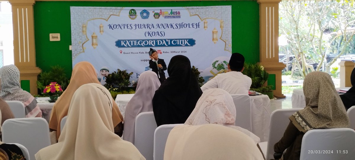 Bambangsutop0's tweet photo. Alhamdulillah Barakallah selamat ya dan turut bahagia buat Izzan Dai Cilik dari Kalibaru, Cilodong Depok masuk final acara KOAS (Kontes Juara Anak Sholeh) Tingkat Jawa Barat di Pendopo DPRD Kabupaten Bekasi, Rabu, 20 Maret 2024. 
#pildacil #daicilik #depok #cilodong https://t.co/8U58sVkpkP