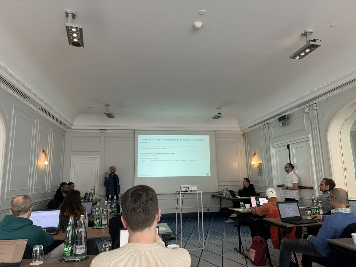 Qu’ils sont beaux 🤩 <a href="/Greg0ry/">Grégory Pairin</a> <a href="/tistou80/">Baptiste Guiraud</a> <a href="/fabienr34/">Fabien SEO ✳️</a> <a href="/abdelwebseller/">Abdelilah Halim</a> <a href="/aymerictwit/">Aymeric Bouillat</a> On est là avec <a href="/MarvinTranchant/">Marvin Tranchant</a> ça va envoyer du lourd pendant 48h #EcommerceLevelUp