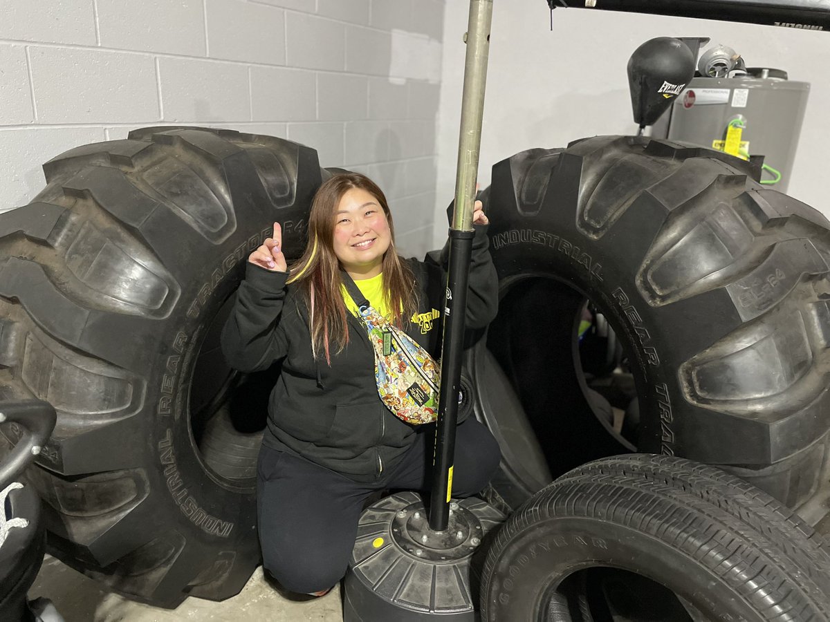 yuu_tjp's tweet image. Strongman training in California🛞🇺🇸
#wrestling #training #strongmantraining #strongestman #strongestwoman #strongwomen
