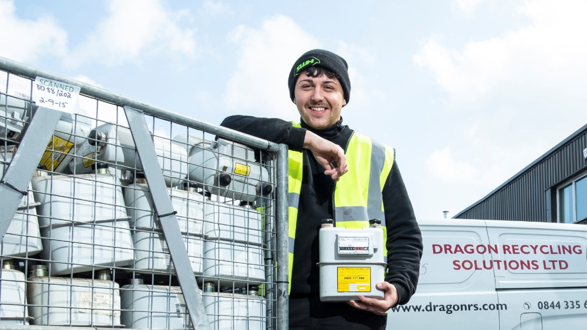 UKSE_official's tweet photo. Got a green idea? We want to hear it! 🌏

UKSE offers incentivised investment for projects that make a positive impact on the environment.

Building a better future? Let's work together! Visit https://t.co/UtwdE7Cshd to get in touch https://t.co/UWuzmpZW3v