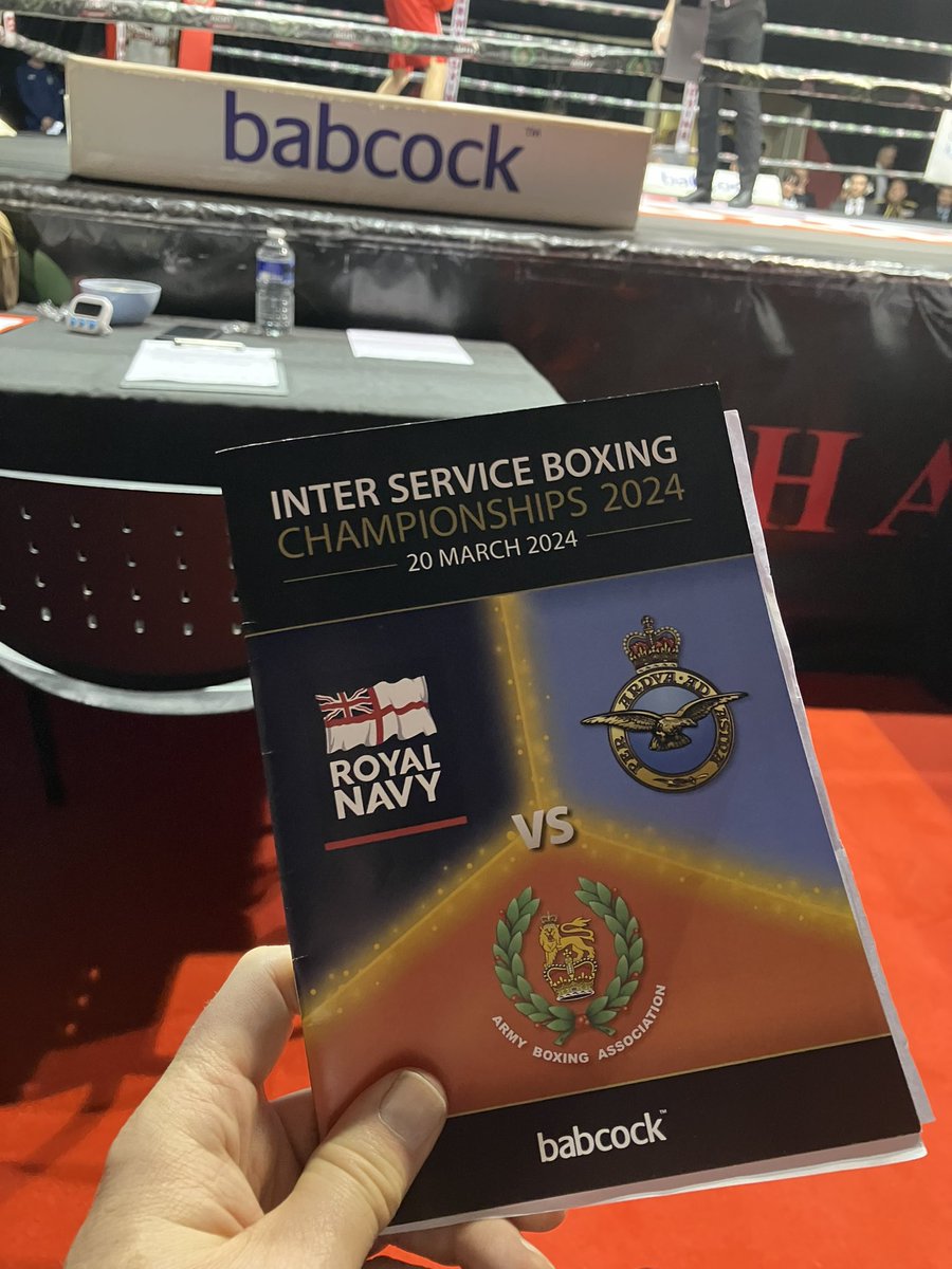 Congratulations to all @RoyalNavy @RoyalMarines @BritishArmy & @RoyalAirForce boxers at last nights Inter Services Boxing Championship, especially ABs Jenkins & Mathews from @HMNBPortsmouth. A great night of fitness, respect, discipline, commitment & courage 🥊 Well done Army👏👏