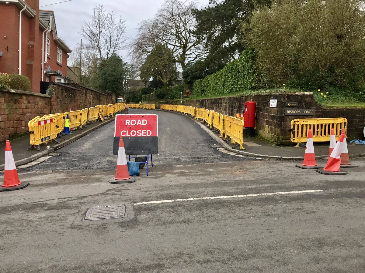 The gardens at Bishop’s Lodge are open as usual (Thursdays 10am - 4pm) but Woolton Park is closed to vehicles and parking is difficult on Woolton Hill so please take care.  Pedestrian access remains open.