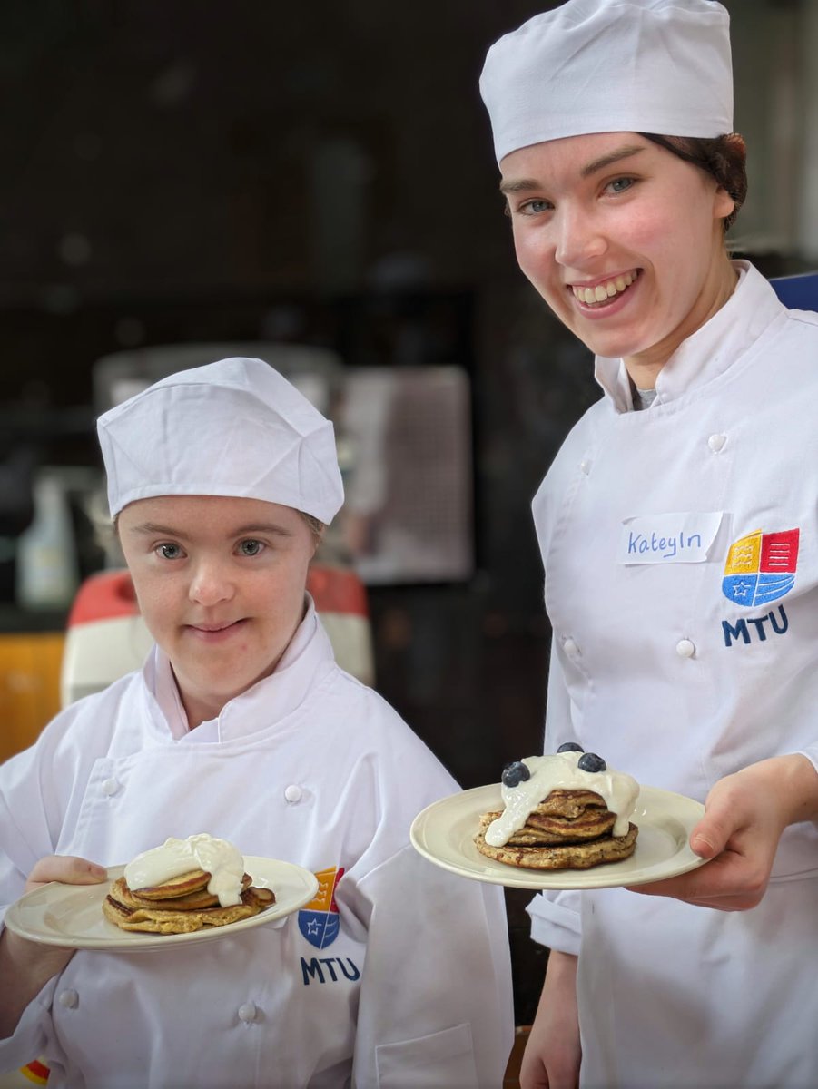 You assumed that we could and so we did!  🙌🙌🙌

Big thanks to @noelgmurray @bbomahony and all 2nd yr Home Ec & Business students for taking a leap of faith with the hugely successful Team Up for Home Economics MTU Pilot Programme.  

This #WorldDownSyndromeDay, #AssumeThatICan!