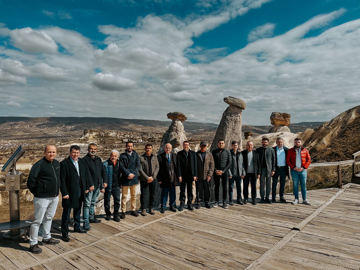 📍 Adım adım #Ürgüp !

#GerçekBelediyecilik anlayışıyla teşkilatımız ile birlikte esnaf ziyaretlerimize devam ediyoruz. 
#HazırızKararlıyız 
#GerçekBelediyecilik