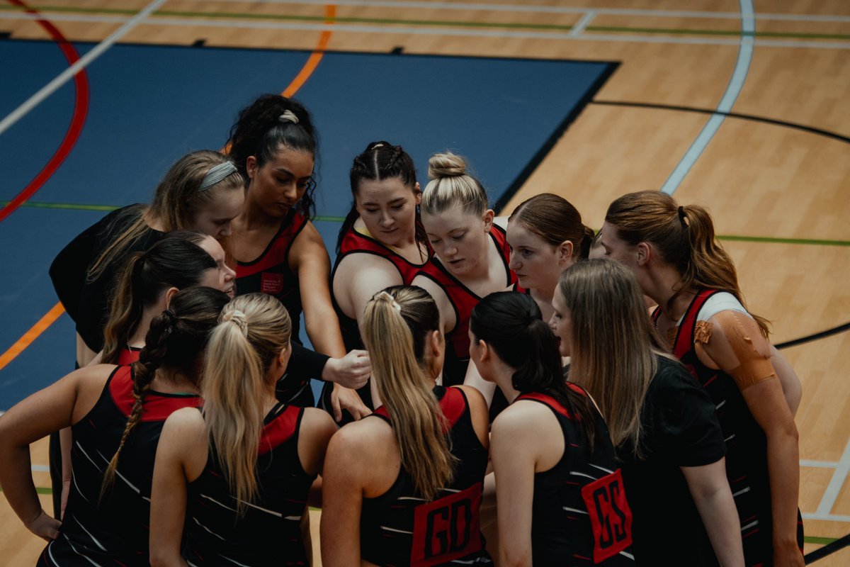 Varsity 2024 🏆

Congratulations to UWE on the win and a well done to all of our incredible teams, clubs, societies and members who made Varsity a great day 🤩

#USWSU