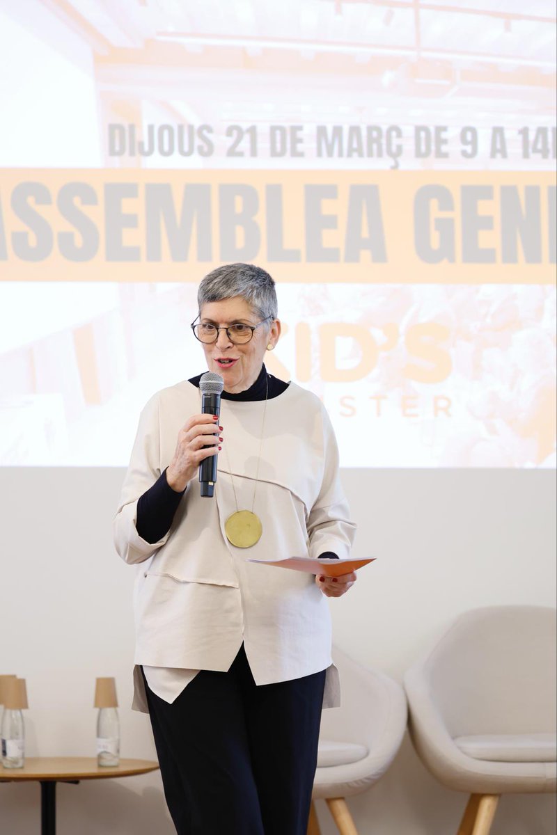 KIDSCLUSTER's tweet image. 🚀 Arrenquem l'Assemblea General de KID'S CLUSTER amb la benvinguda a càrrec de la nostra presidenta @immamarin i la directora @annalopezmedina. És un moment d'experiències compartides, de generar idees i de fer una mirada al futur del nostre sector.
