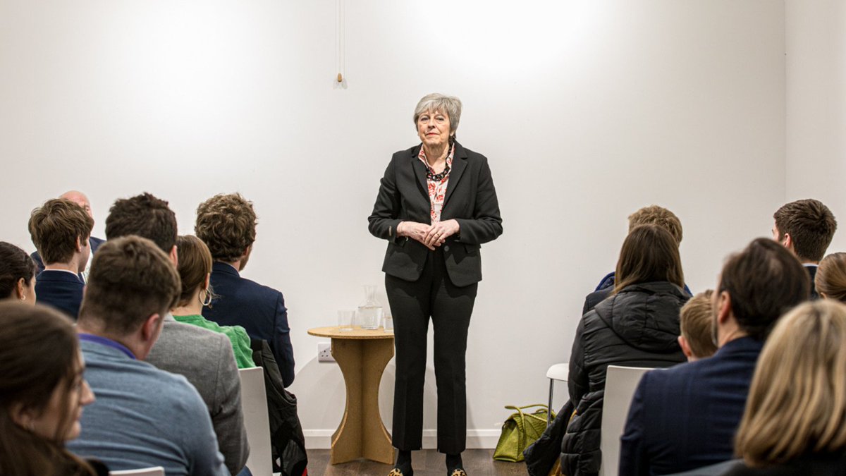 Earlier this month we welcomed @theresa_may to Salisbury. Lady May engaged with a group of eager students from local schools, who were keen to glean insights from her tenure as Prime Minister. She then took a tour through the historic house and Arundells' picturesque gardens.