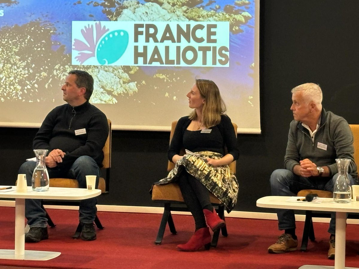 Annelies Declercq from @MarineAtUGent showcased @ultfarms  within #offshorewindfarms at Nantes Conseil de filière Coquillages. Highlighting sustainable #aquaculture and #offshorewind synergy, her talk reflected the growing interest i#OceanMultiUse in 🇫🇷.