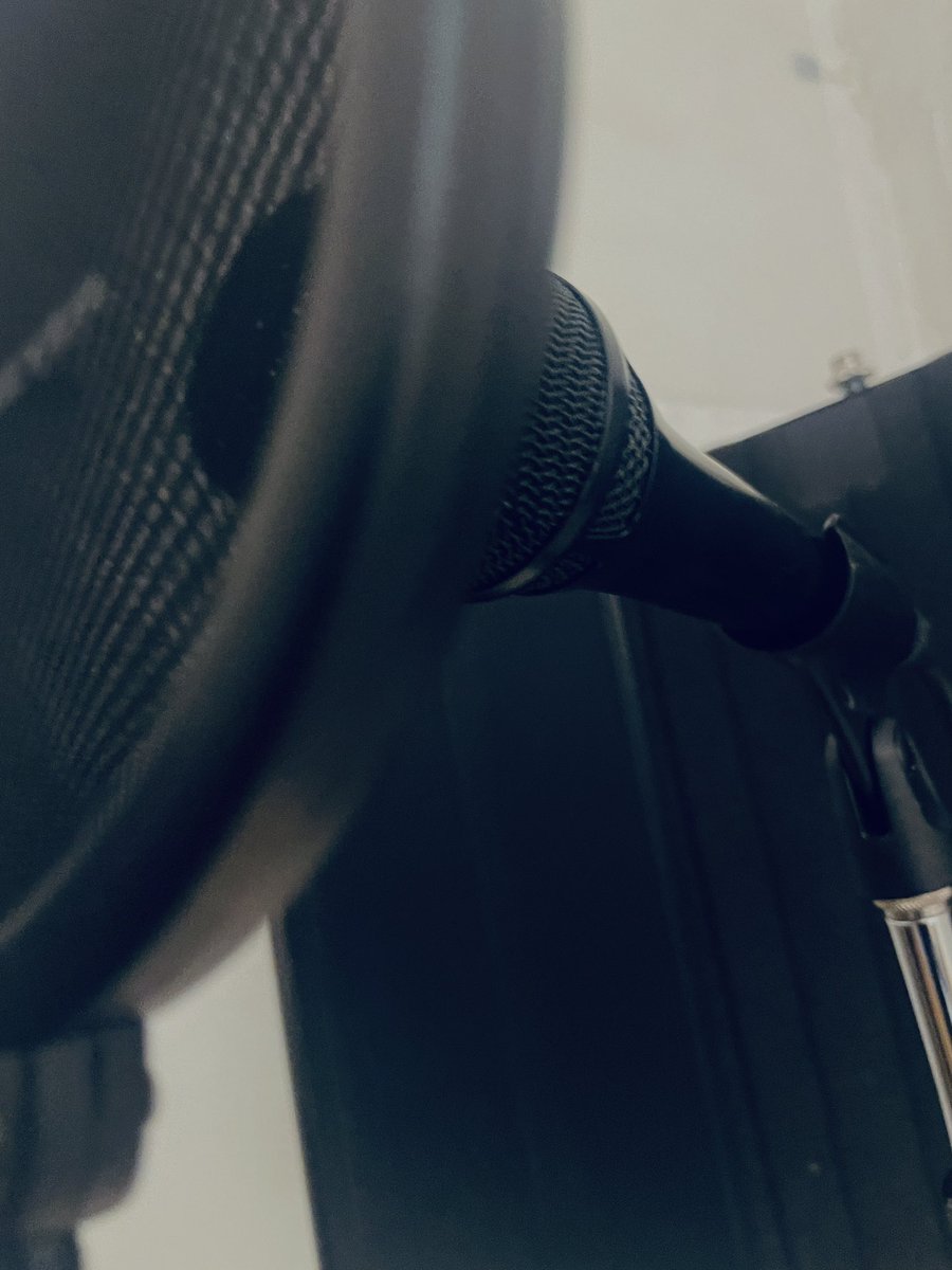 TAICHINAKAMURA's tweet image. 良い歌とれました！
最近は、布のポップガード使ってますが、柔らかく録音できて気に入ってます。
#kandm