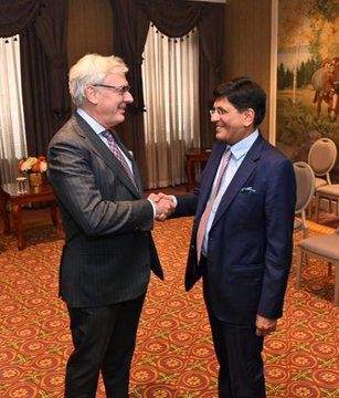 KayDavid63's tweet image. 