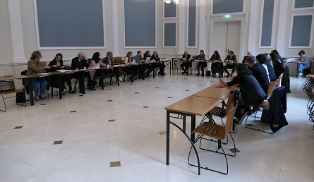 ppcaToulouse's tweet photo. 21 mars 2024 : La cour d’appel et le Barreau de Toulouse ont eu plaisir à organiser conjointement la première réunion relative à la déontologie de la relation magistrats – avocats dans la mise en œuvre des réformes de procédure et la gestion du procès civil https://t.co/3axBfXr3j9