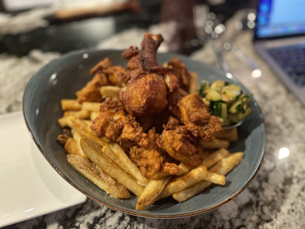 TRTrattoria's tweet photo. It's 1/2 price Wing Thursday, with the purchase of a beverage.

We're open from 4 - 9 pm on Thursday.

#wingthursday #chickenwings #halfprice #terrarossa #wolfville #wheninwolfville❤️ #halifaxhappyhours https://t.co/ZEYDqD1NFh